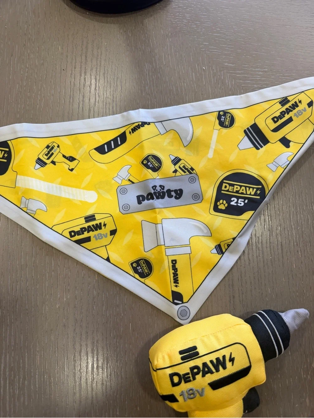 NEW DePAW Pawformance Tool Kit Dog Toy Gift Set w/Bandana – $28